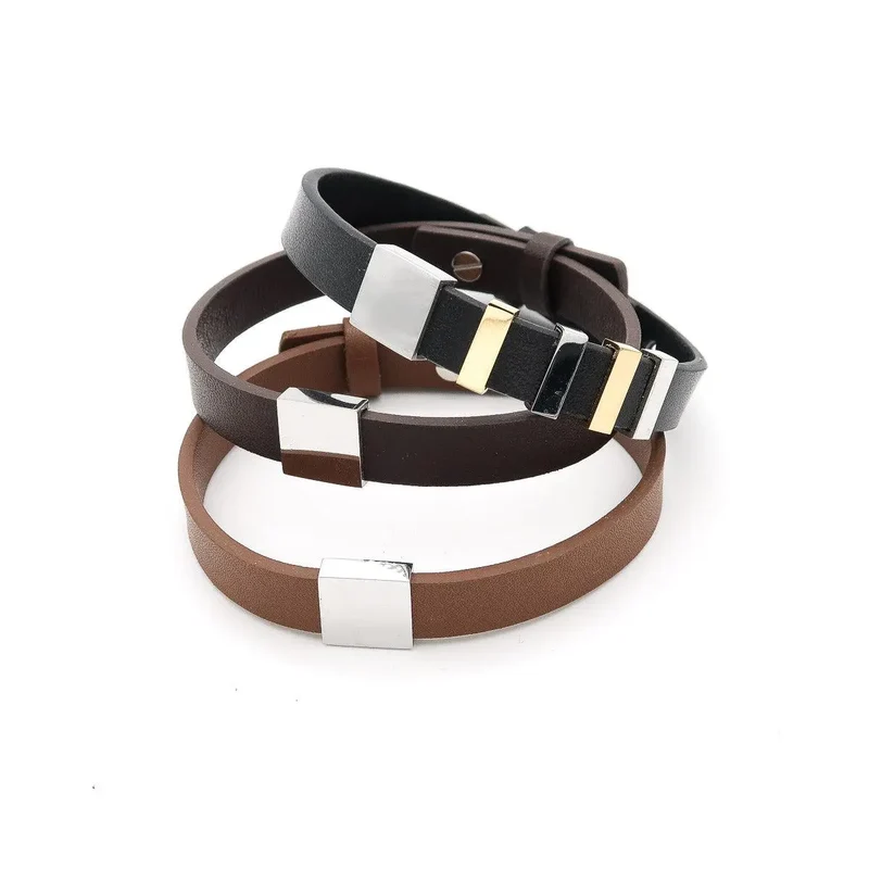 Lederarmband gravierte Namen auf Beads jeder Name auf dem Armband. "Family" für Mama personalisiert