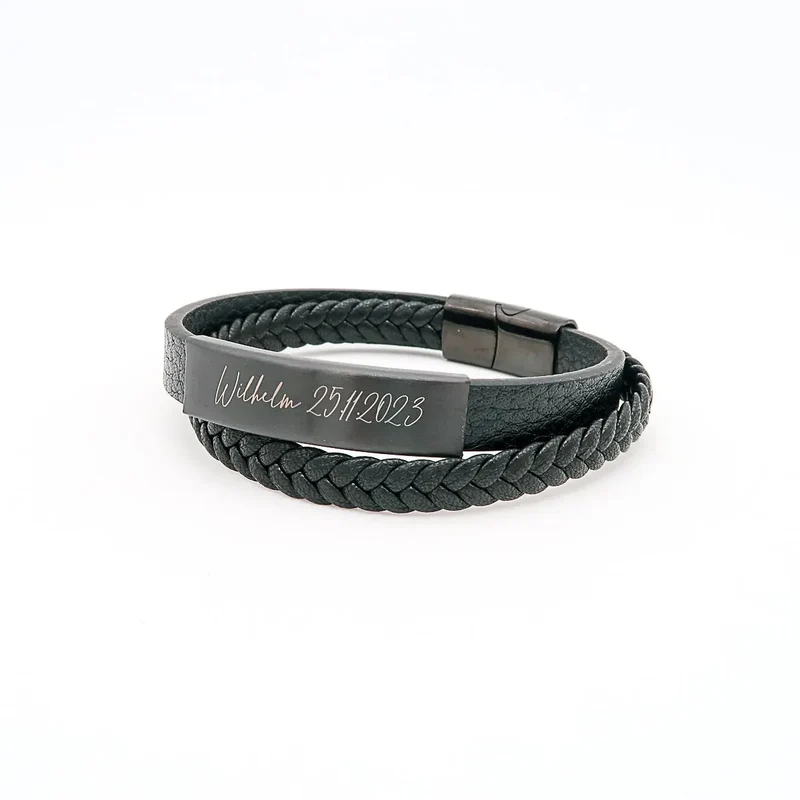 Lederarmband Gravur personalisiert mit Namen "Cloudy Plate" mit kostenloser Gravur