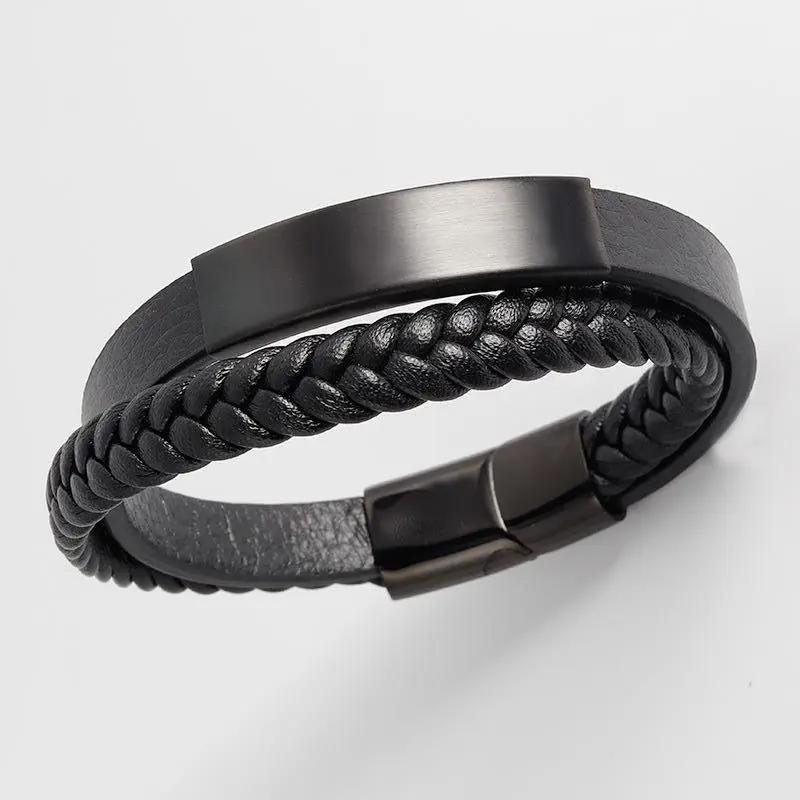 Lederarmband Gravur personalisiert mit Namen "Cloudy Plate" mit kostenloser Gravur