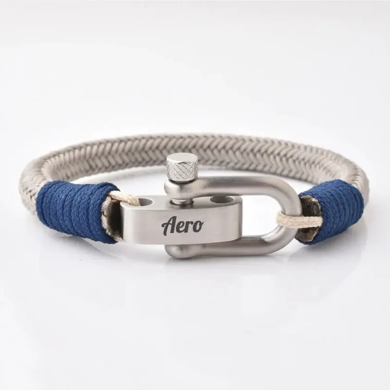 Armband "Aero" aus geflochtenem Seil mit Edelstahl Schäkelverschluß und Gravur