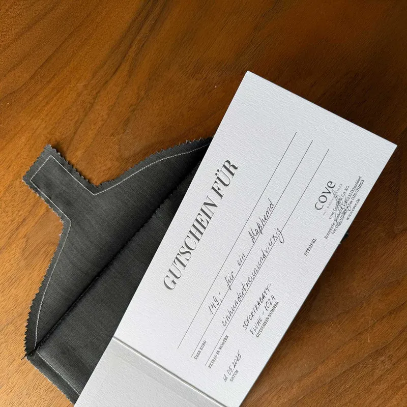 Wertgutschein für ein Maßhemd von cove + GRATIS Geschenkpaket von HEYDT