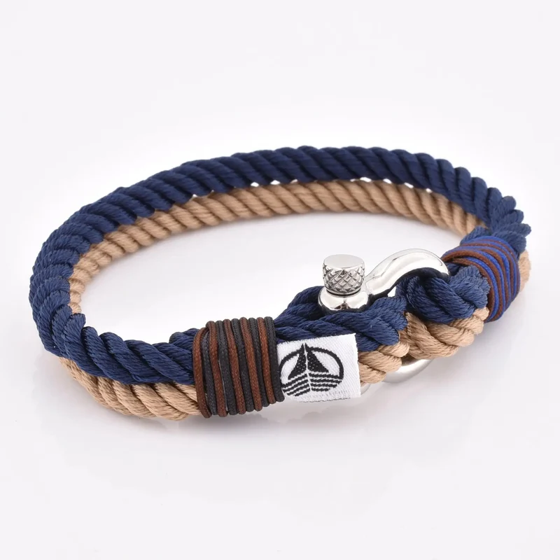 Nautisches Armband aus Segeltau mit coolem Verschluss
