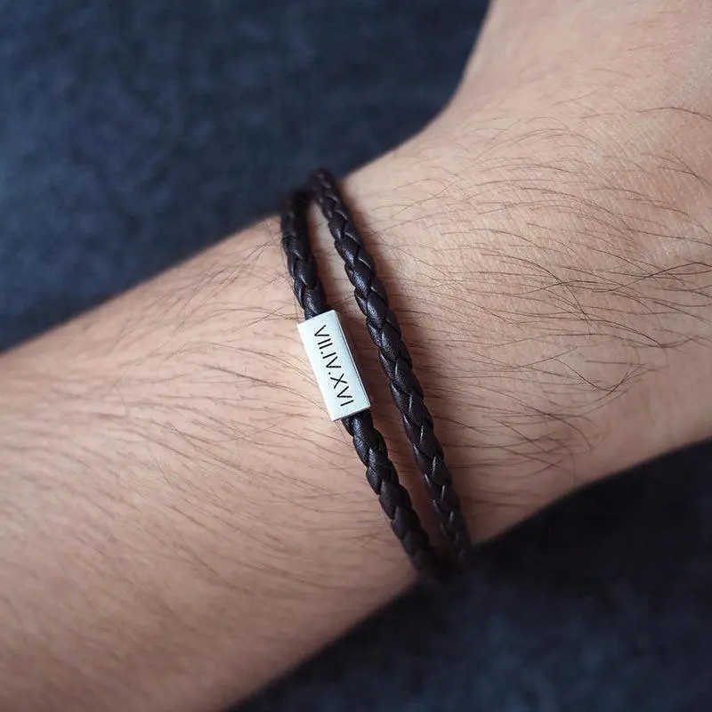 Graviertes Lederarmband personalisiert "The Bar", Gravur von bis zu 4 Namen für Herren