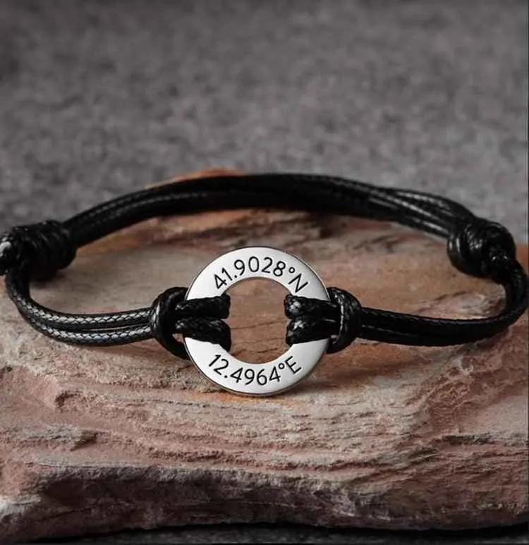 Armband personalisiert aus Edelstahl "The Ring" mit kostenloser Gravur von Name oder Koordinaten