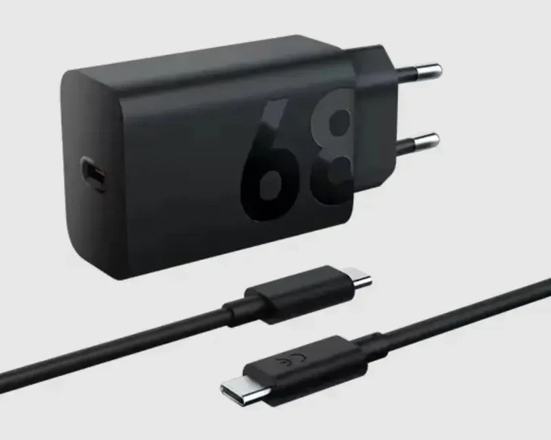 Lenovo 68W USB-C Adapter mit Kabel - Schwarz