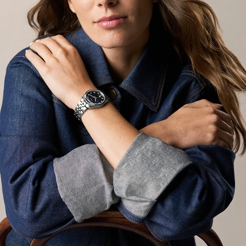 Fossil Scarlette Round Blue Dial Watch ES5457