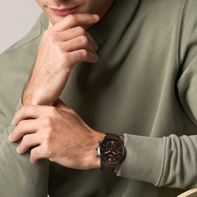 Fossil Neutra Round Black Dial Watch FS6163