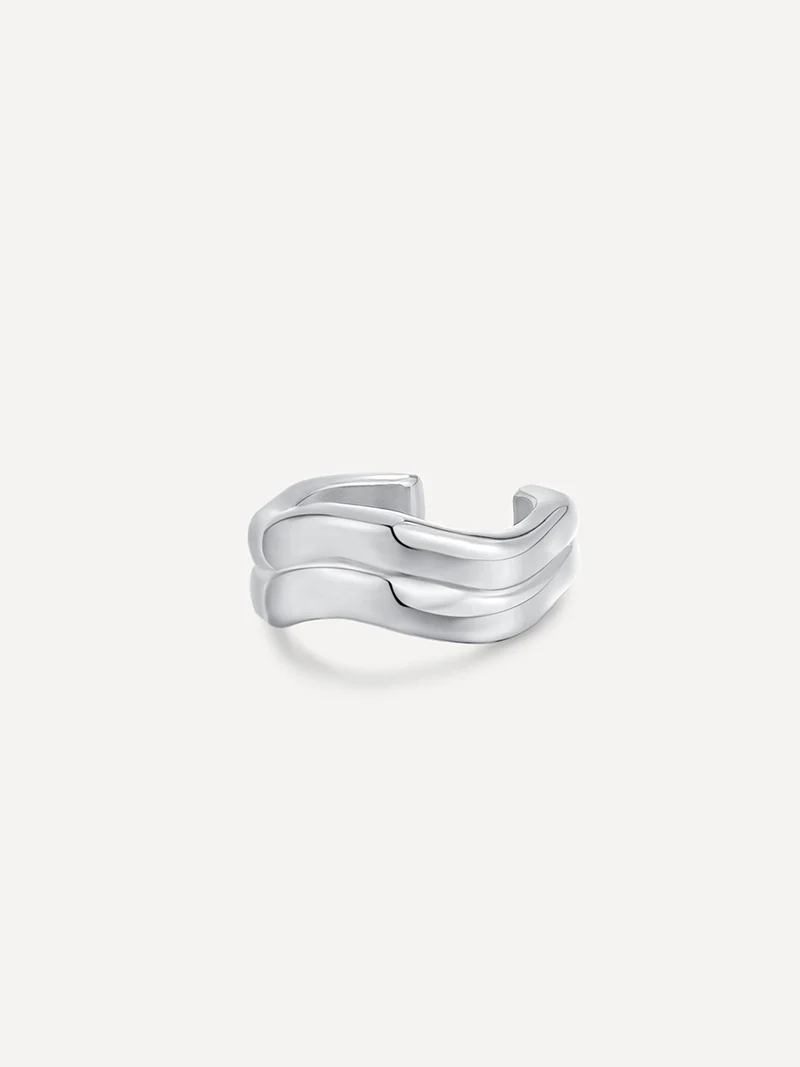Curvy Wave Earcuff