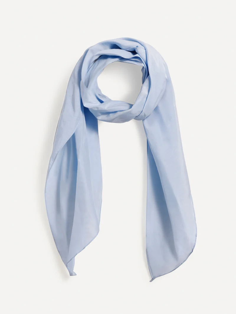 Pure Essence Light Blue Schal
