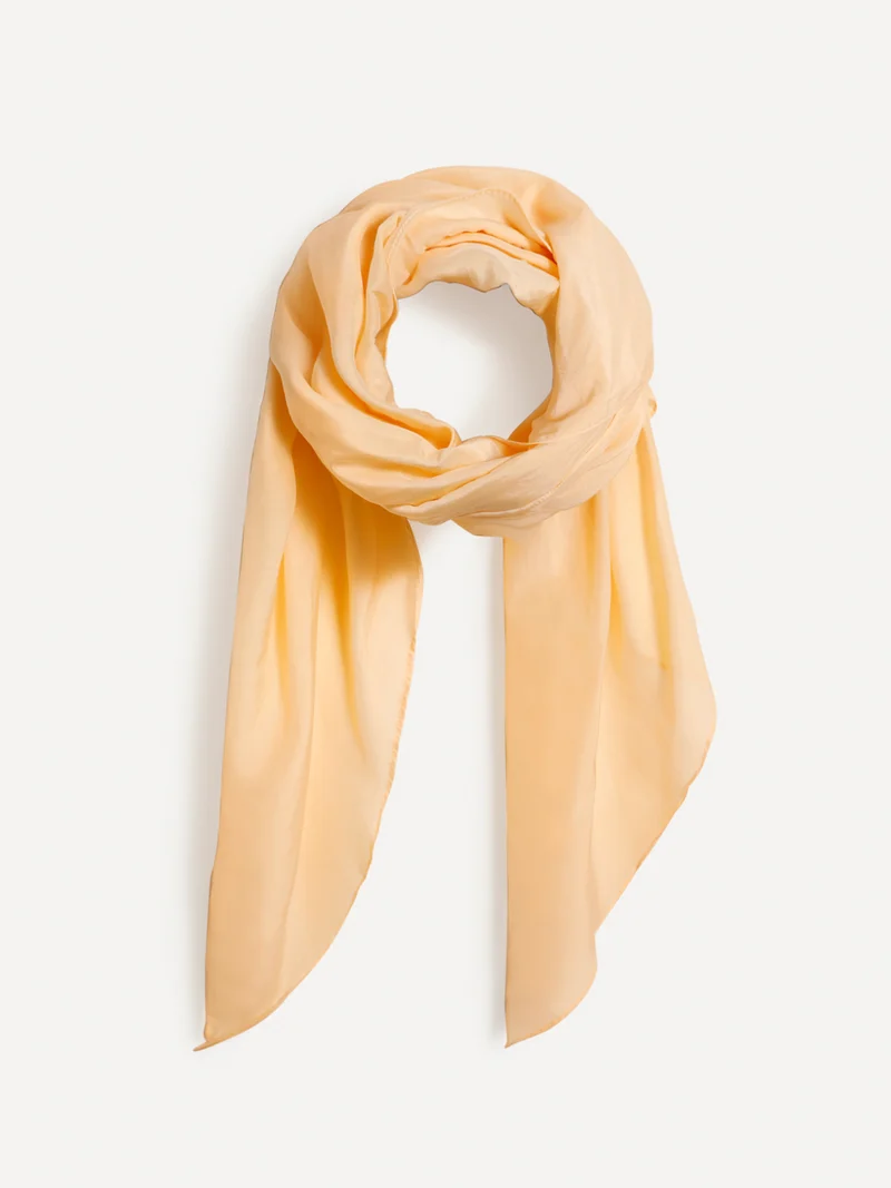 Pure Essence Apricot Schal