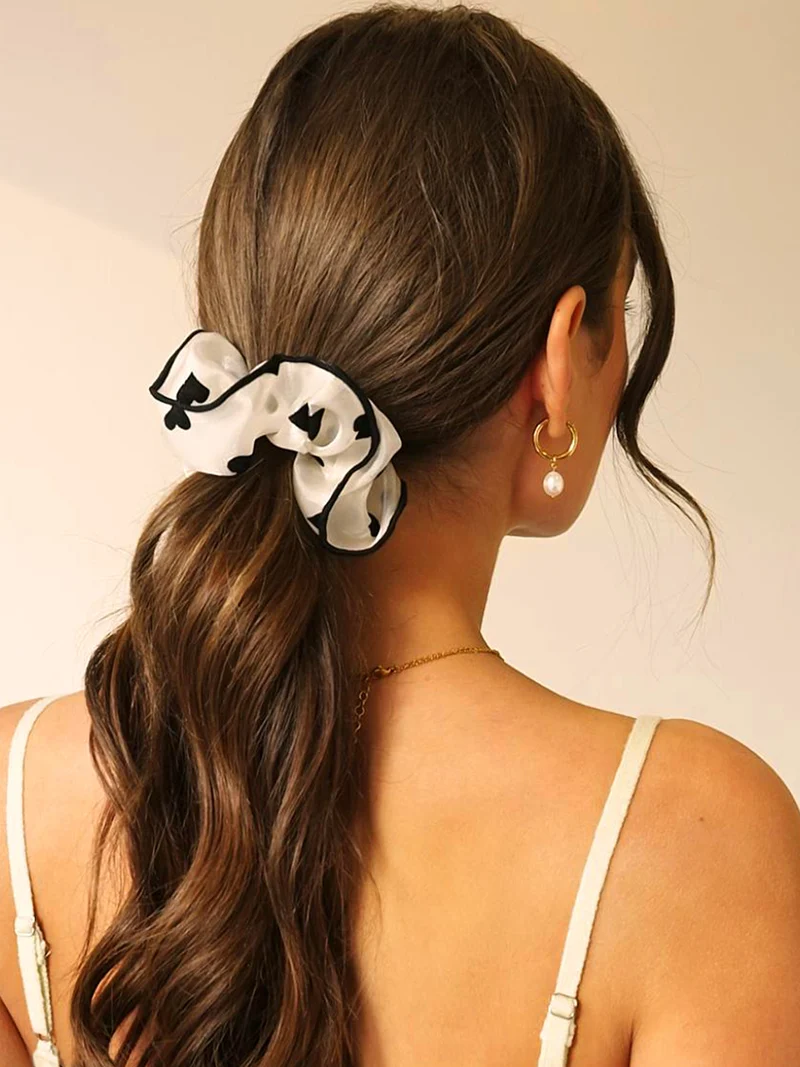 Romantic Heart Scrunchie
