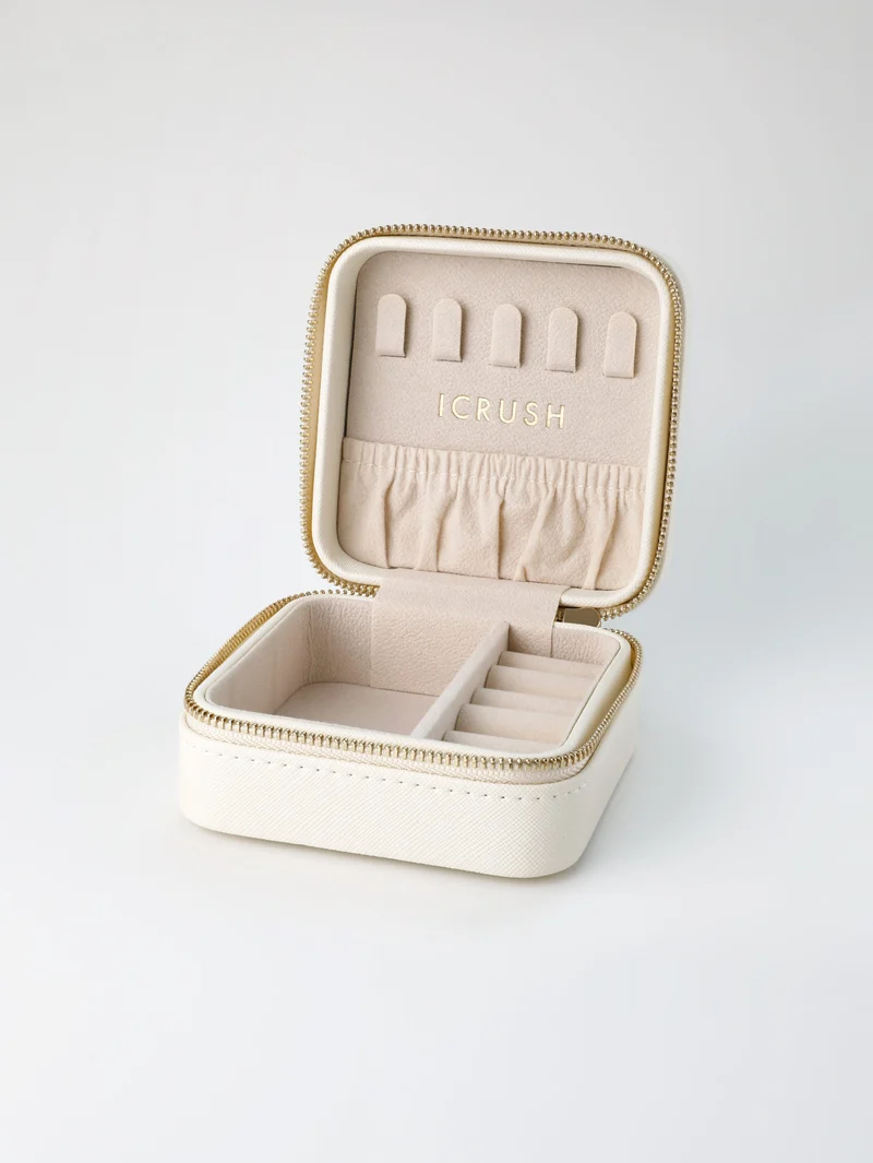 ICRUSH Travel Case White
