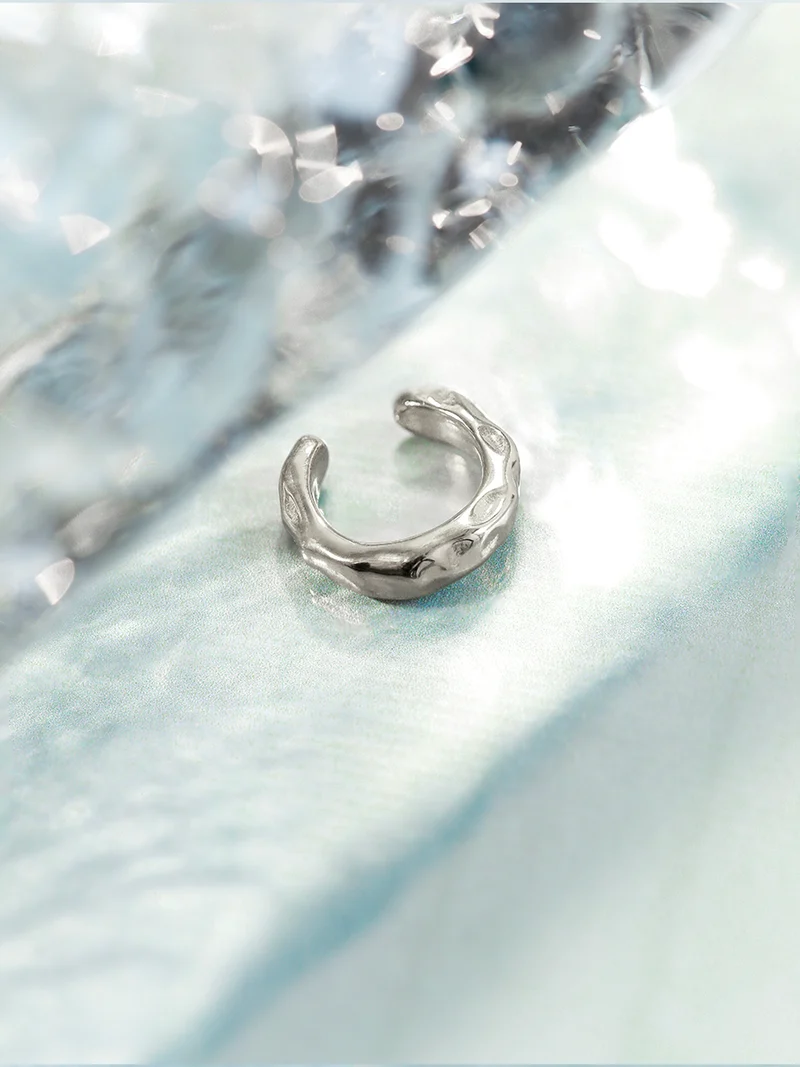 Ripple Fragment Earcuff