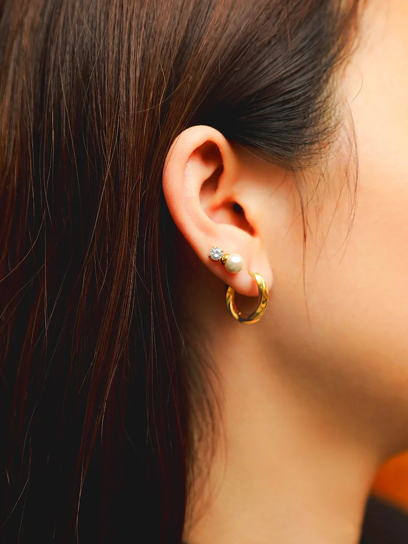 Small Twist Hoop Ohrringe
