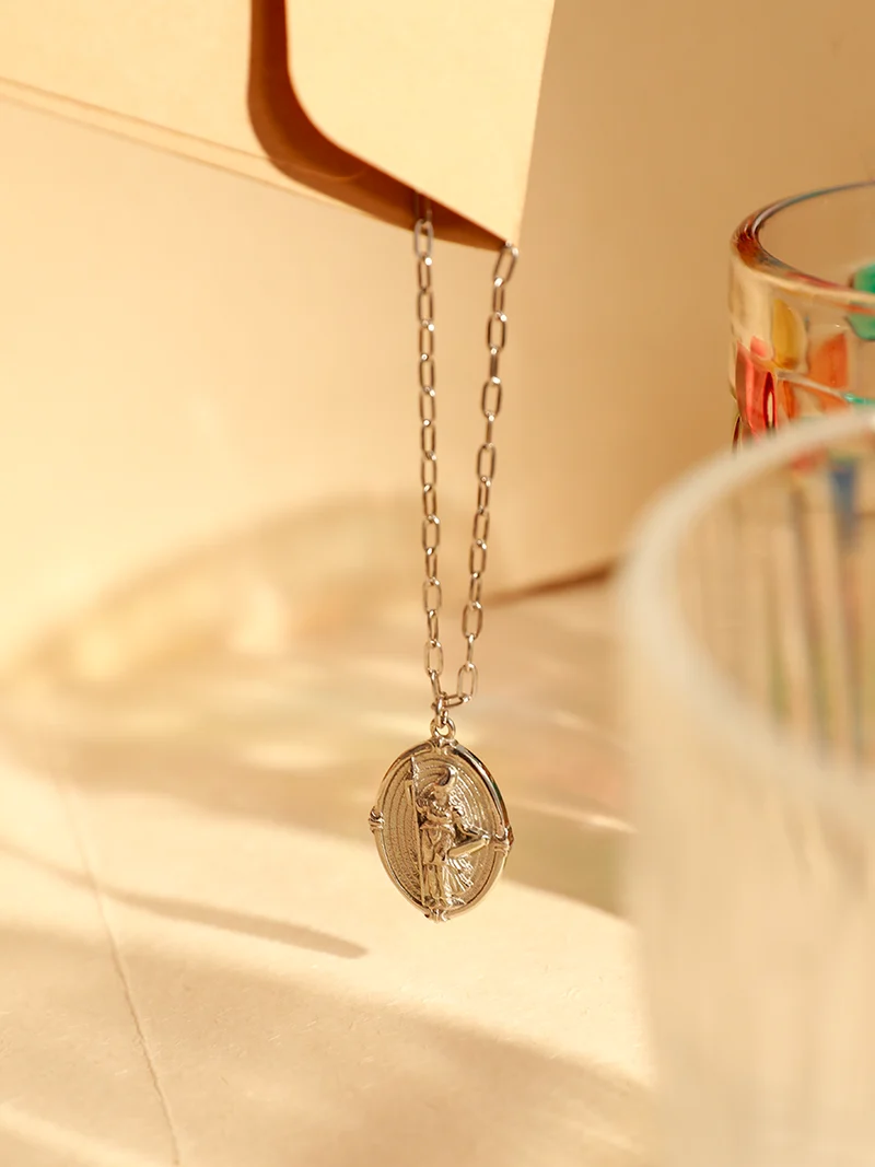 The Sagacity of Athena Kette