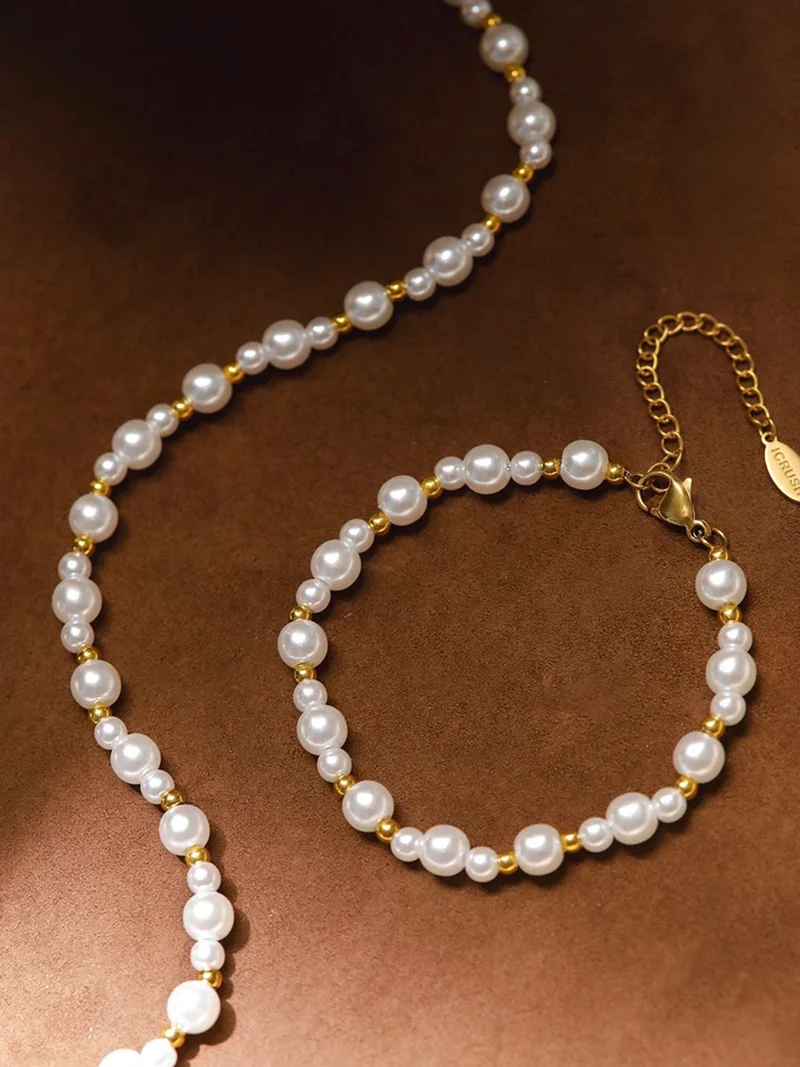 Beaded Pearl ARMBAND