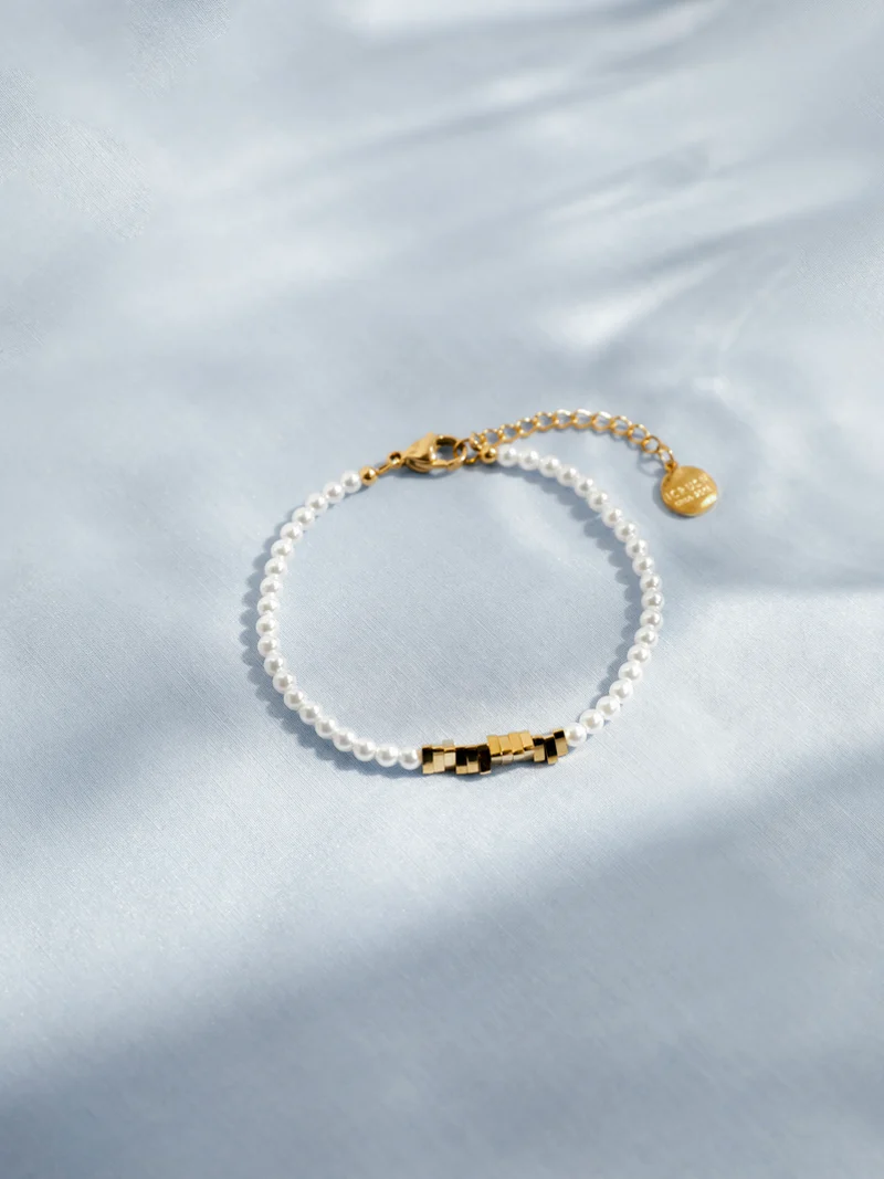 Fragments Pearl ARMBAND