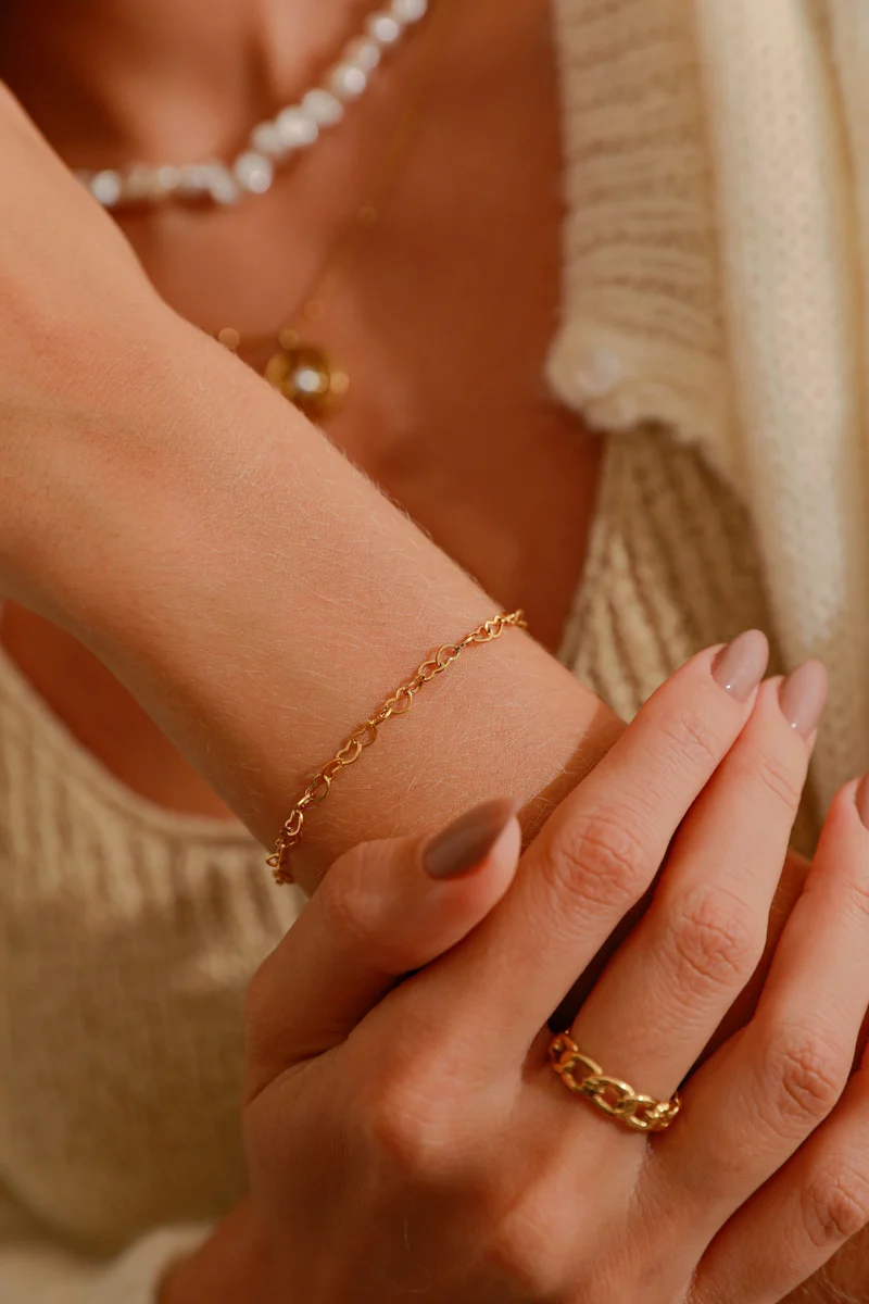 ENDLESS LOVE ARMBAND