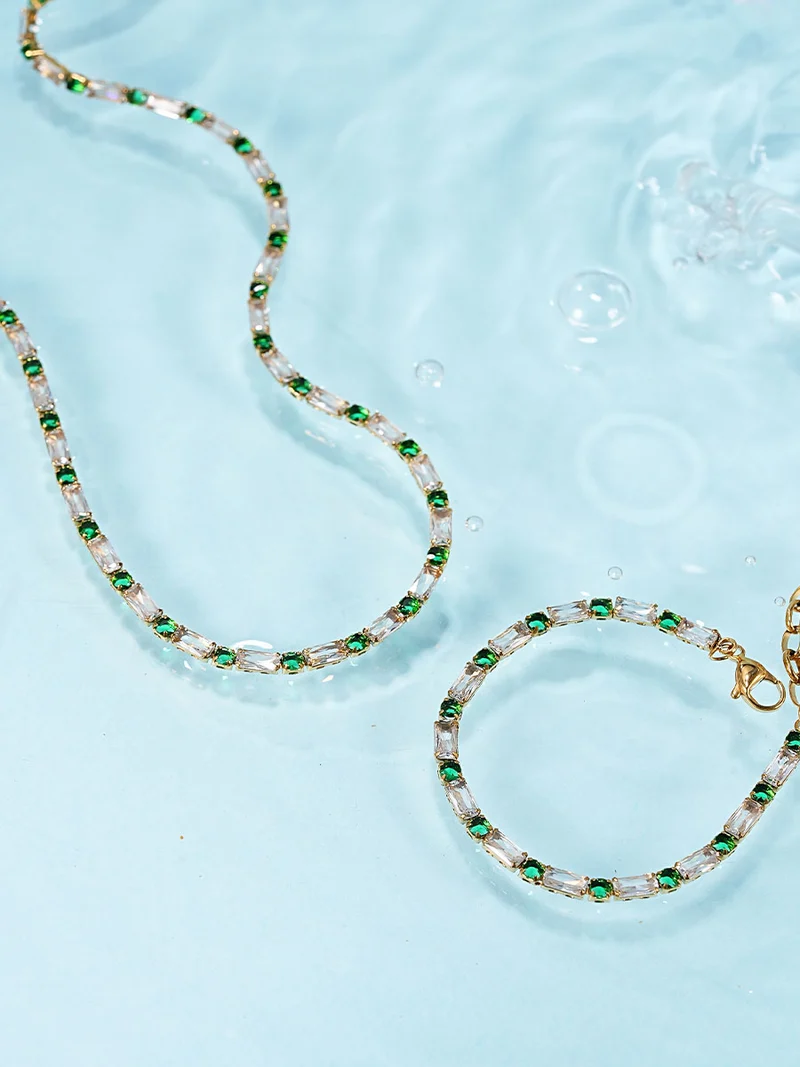 Green Circle ARMBAND