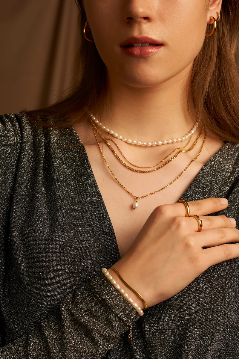 Sleek Armband
