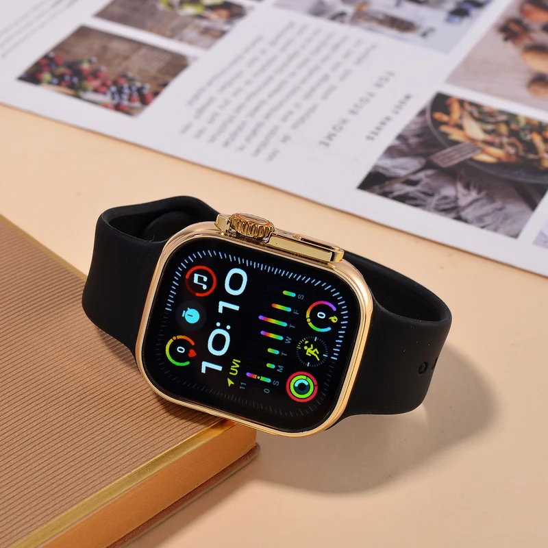 I20 Ultra 2 Max Suit - 10-in-1 Smartwatch-Komplettset mit Smartwatch, Gold-Drehkrone, Kopfhörern, Displayschutz, Ladekabel und 7 Wechselarmbändern, goldfarben