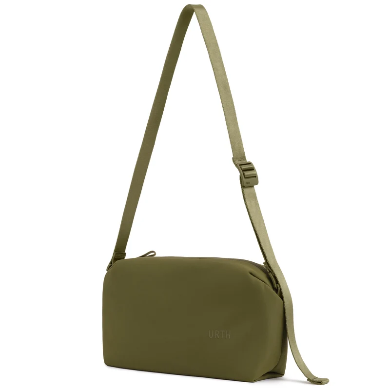 Urth Dolomite 7L Crossbody Camera Sling Bag (Green)