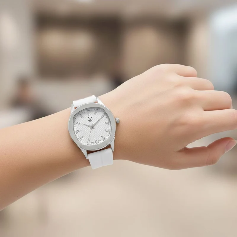 STRADA - Uhr mit japanischem Uhrwerk, silbernem Gehäuse und schwarzem Silikonarmband