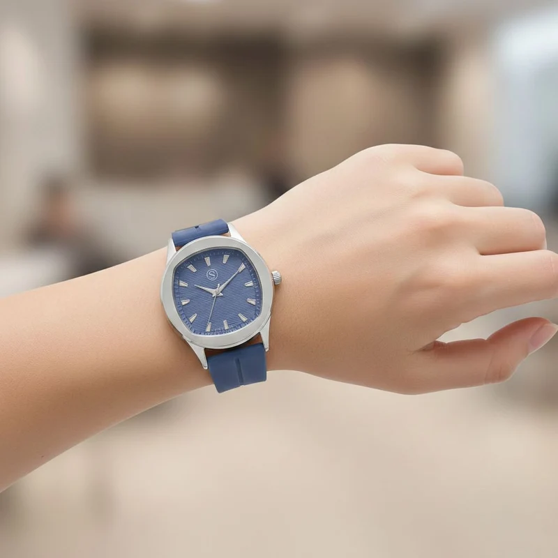 STRADA - Uhr mit japanischem Uhrwerk, silbernem Gehäuse und schwarzem Silikonarmband